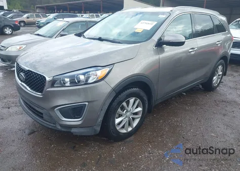 2017 Kia Sorento 2.4L Lx z USA, uszkodzony, nr VIN 5XYPG4A35HG209086
